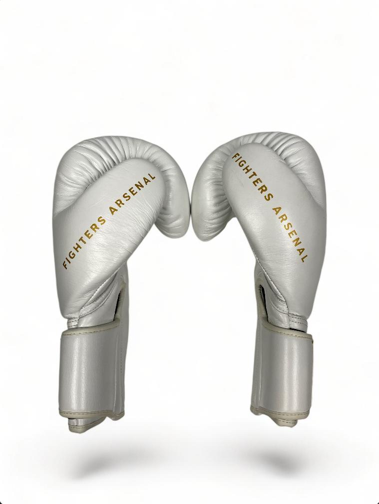 FA - Gold Strike - boxing gloves white