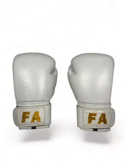 FA - Gold Strike - boxing gloves white